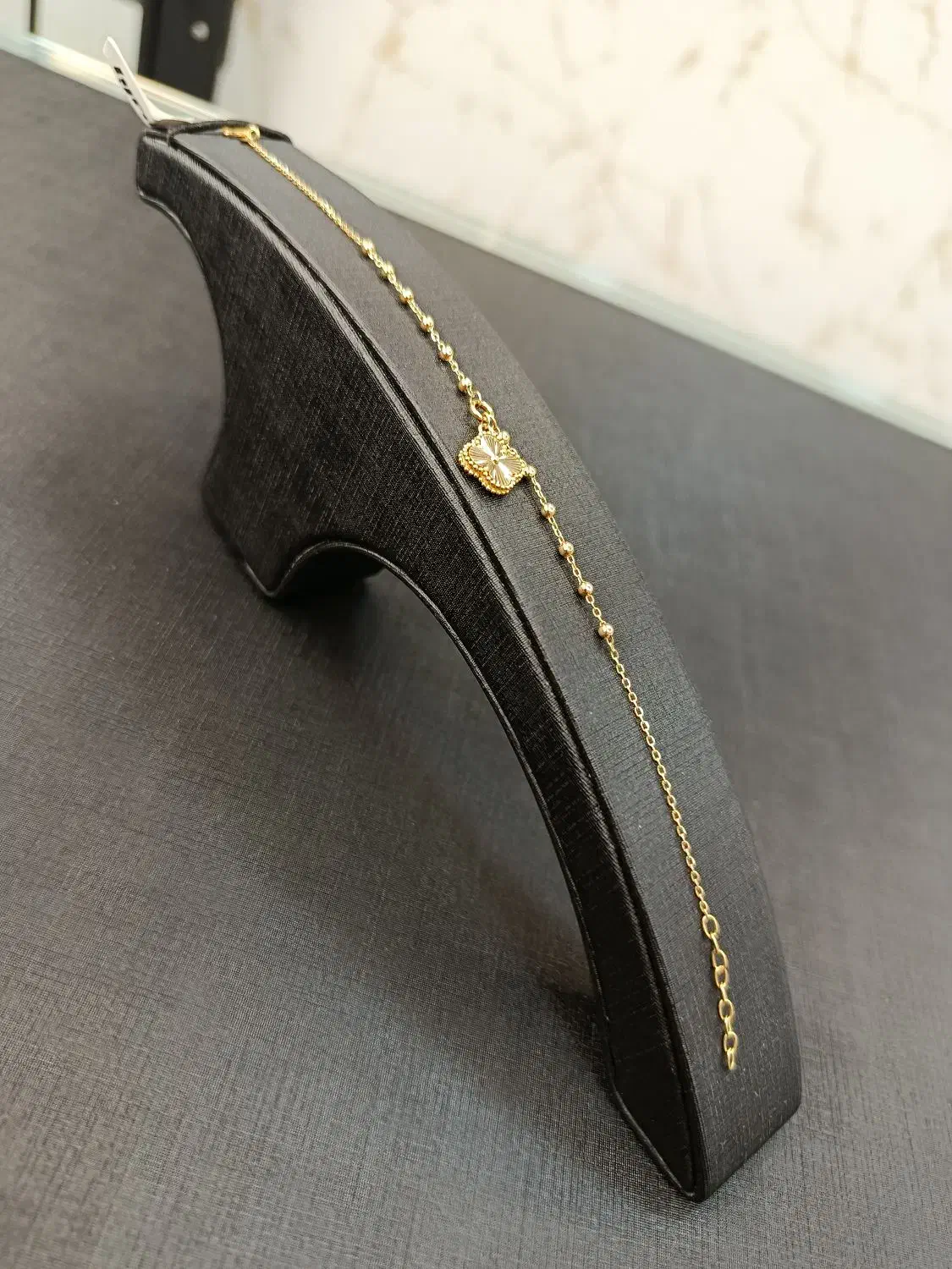 دستبند مینیمال شیک و زیبا|جواهرات|خمینی‌شهر, |دیوار