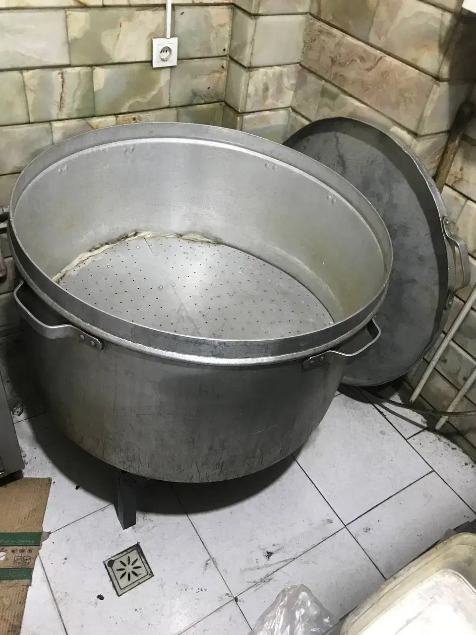 فروش نه خریدار قابلمهایی روحی تفلون هیتی واشیزخانه|ظروف پختوپز|تهران, نصرت|دیوار