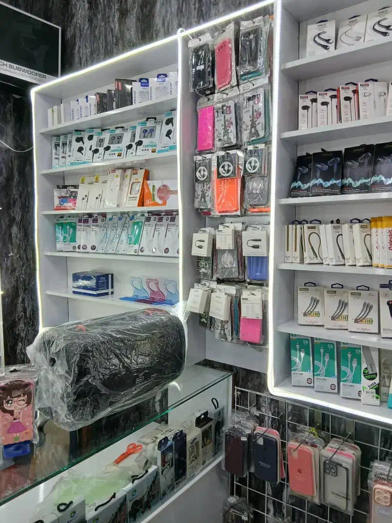 فروش کلیه لوازم جانبی موبایل|لوازم جانبی موبایل و تبلت|مرودشت, ابوذر شمالی|دیوار