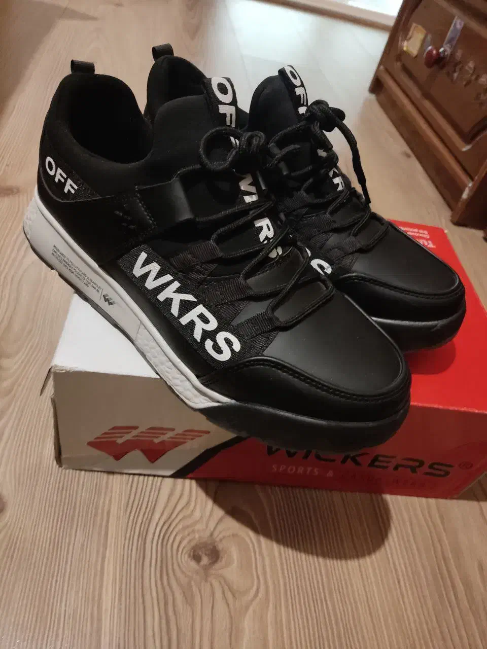 اسپورت مشکیWkRS ترک مردانه و زنانه|کیف، کفش، کمربند|خسروشاه, |دیوار