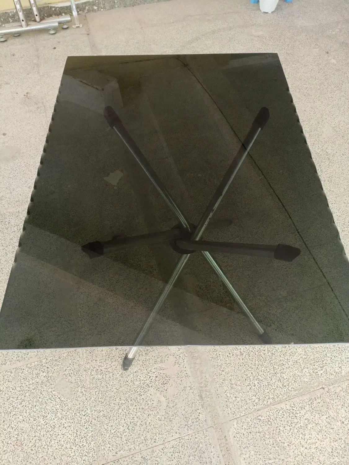 میز شیشه|مبلمان خانگی و میز عسلی|قشم, |دیوار