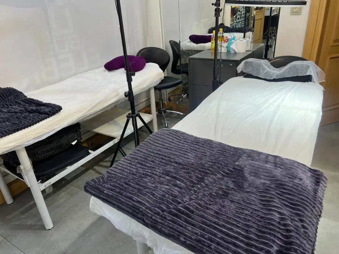 دو عدد تخت مژه یا ماساژ|آرایشگاه و سالنهای زیبایی|اهواز, کیان اباد|دیوار