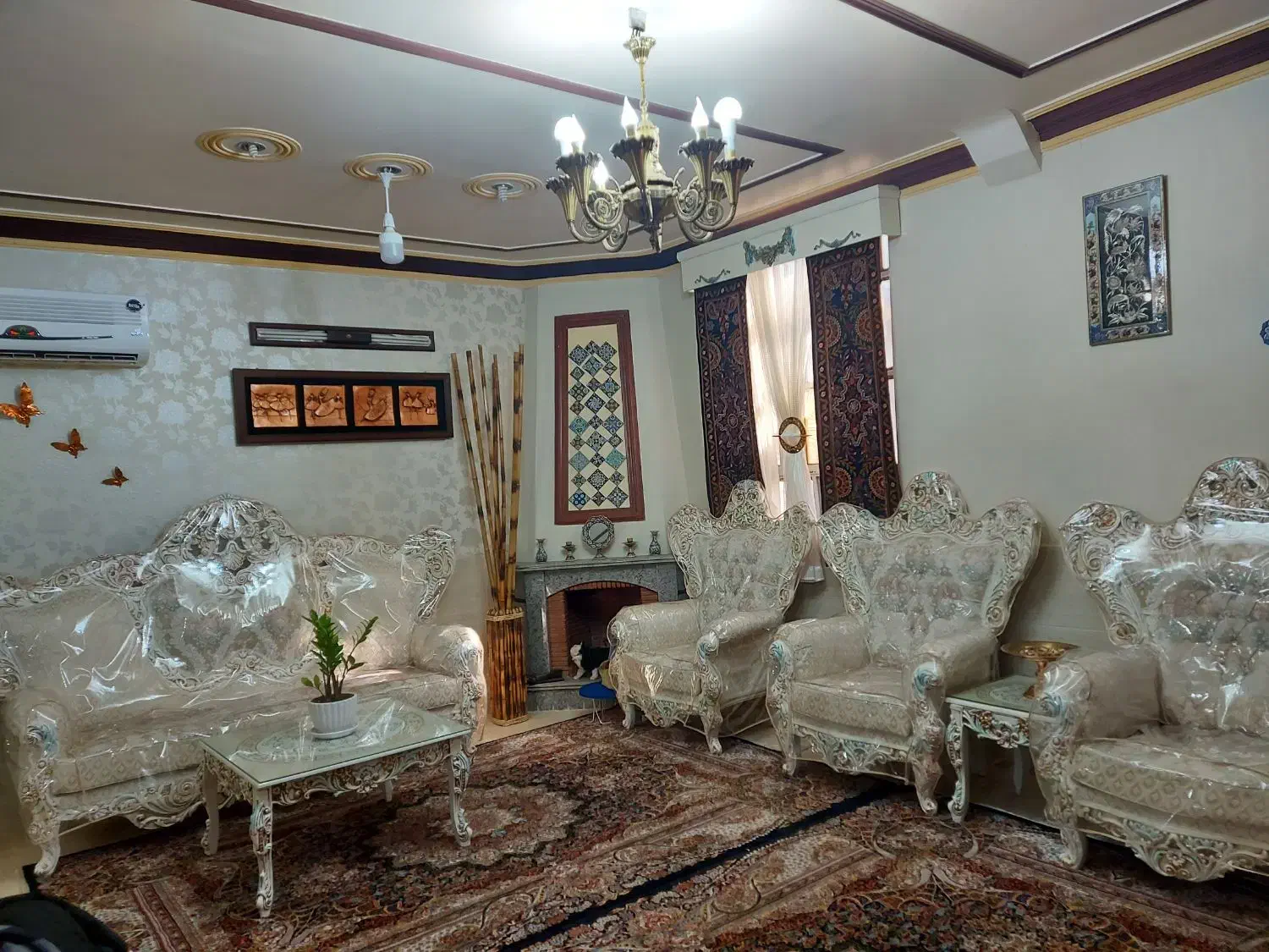 مبلمان سلطنتی|مبلمان خانگی و میز عسلی|بم, |دیوار