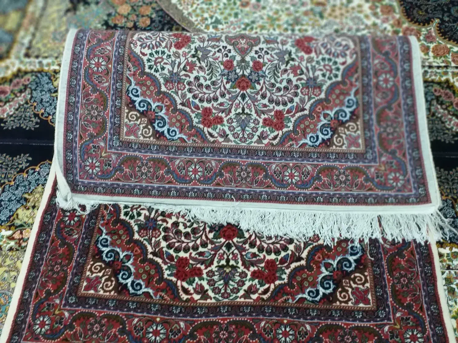 فرش دست باف|فرش|بروجرد, |دیوار