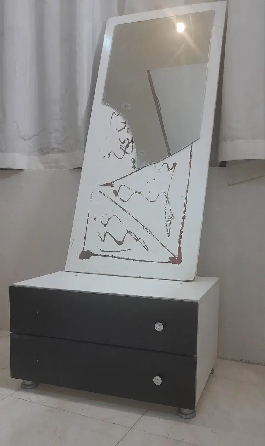 آینه|آینه|اصفهان, زاجان|دیوار