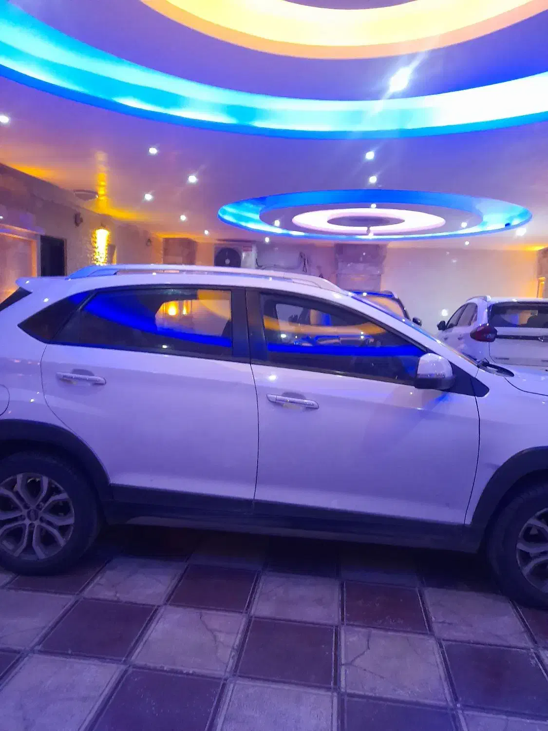 ماشین ام وی ام ایکس ۲۲ تمیز و سالم بدون نقص|خودرو سواری و وانت|گرگان, |دیوار