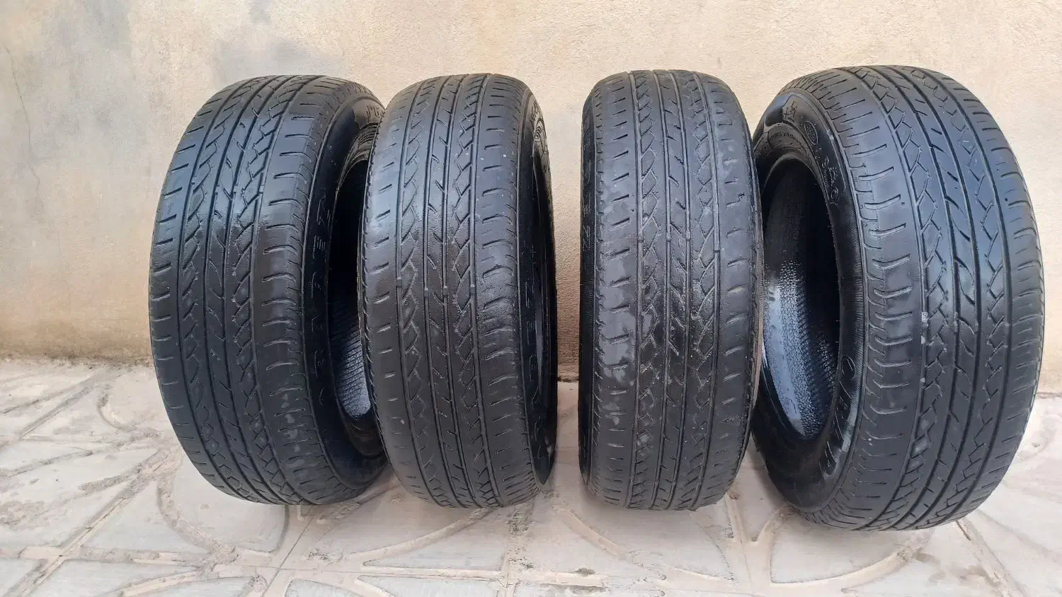 لاستیک سمند مارک بارز|قطعات یدکی و لوازم جانبی|نورآباد ممسنی, |دیوار