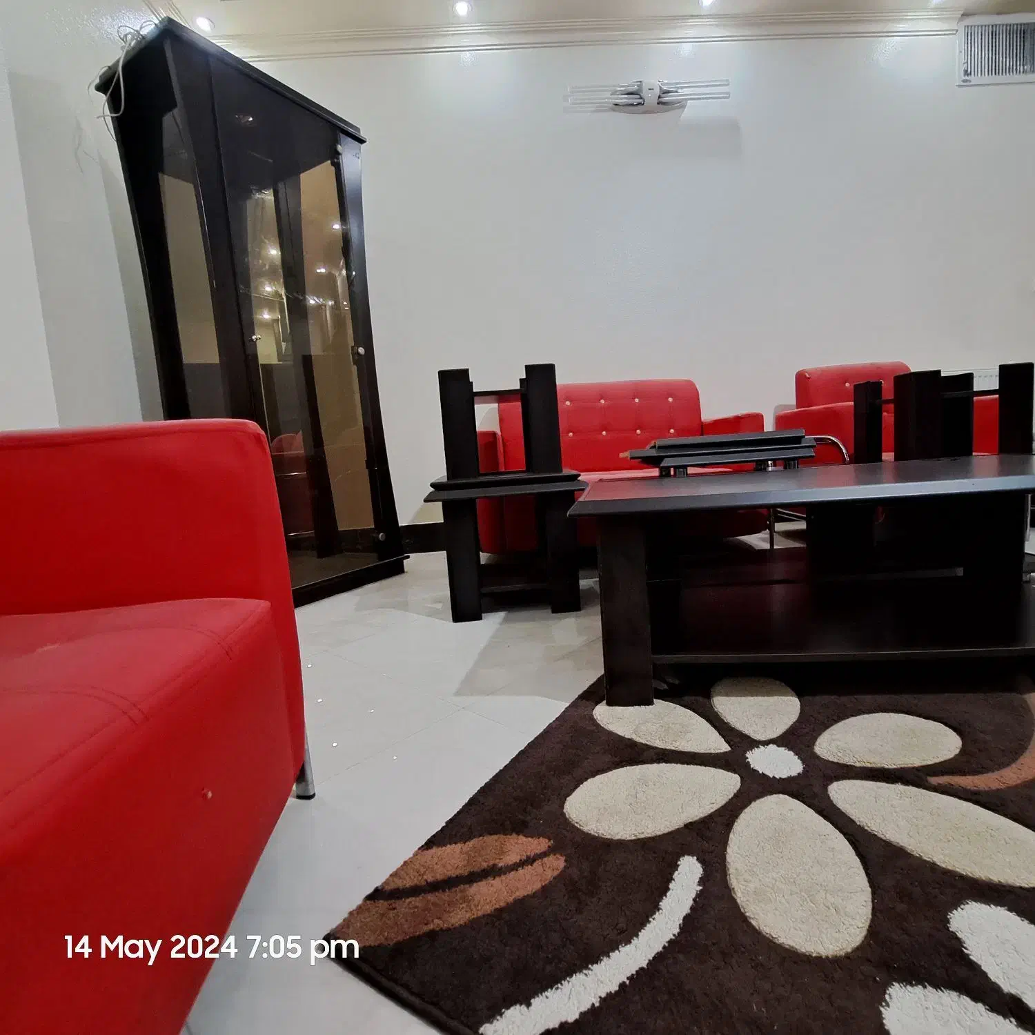 میز جلو مبلی و عسلی و تلویزیون|مبلمان خانگی و میز عسلی|شاهینشهر, شهرک صنعتی|دیوار