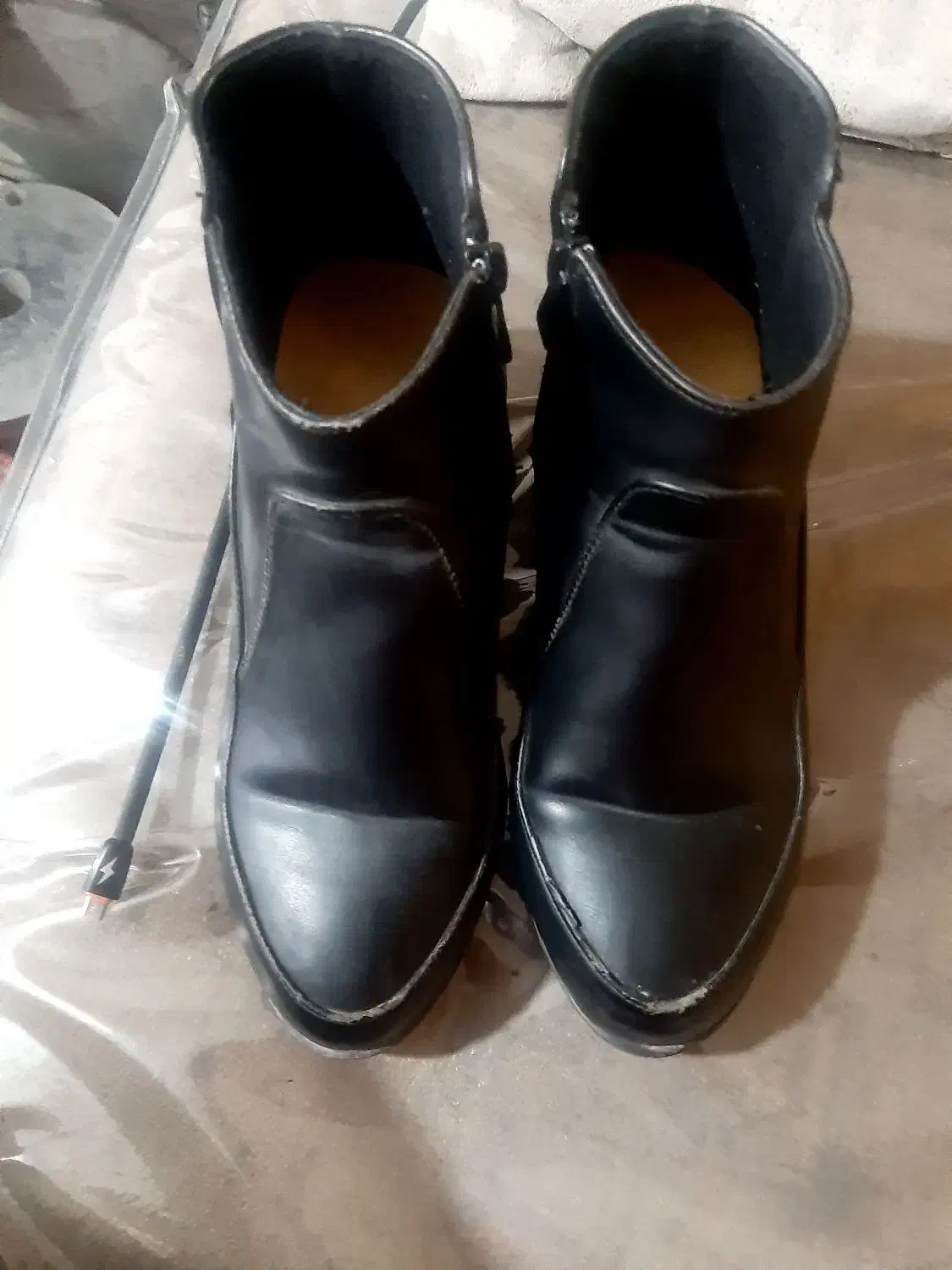 بوت چکمه  زنانه سایز ۳۷|کیف، کفش، کمربند|اصفهان, کوی امیریه|دیوار