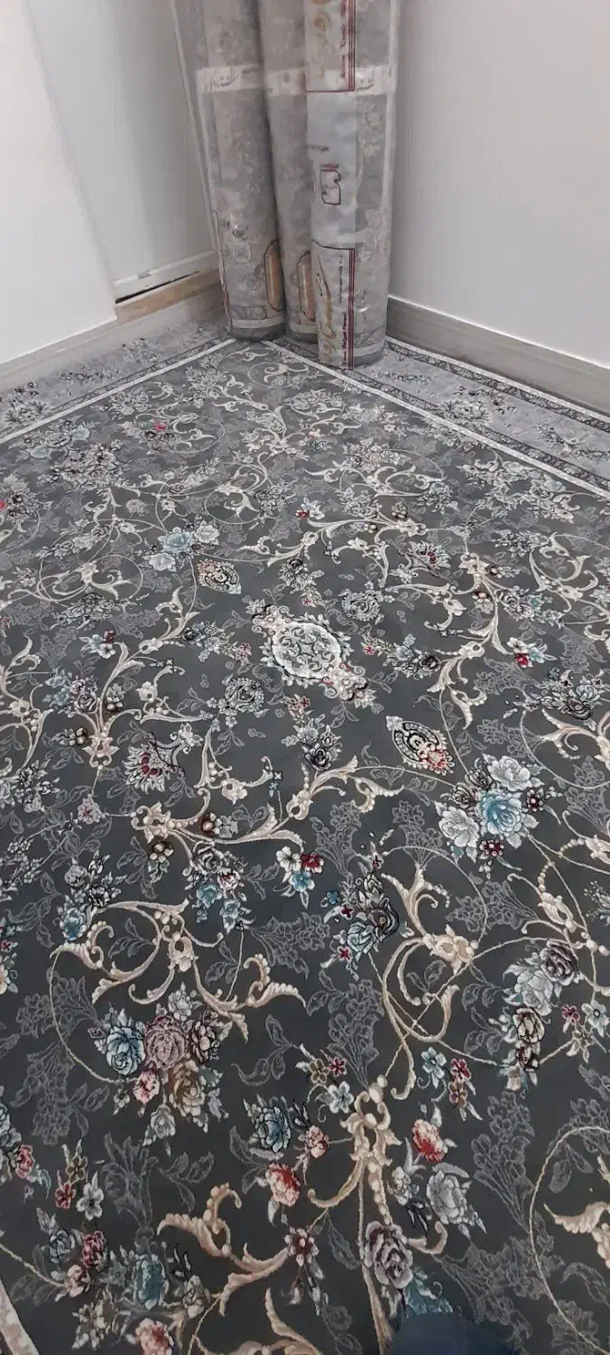 فرش ۷۰۰شانه واقعی تراکم ۲۵۵۰|فرش|کاشان, فاز ۲ ناجی آباد|دیوار
