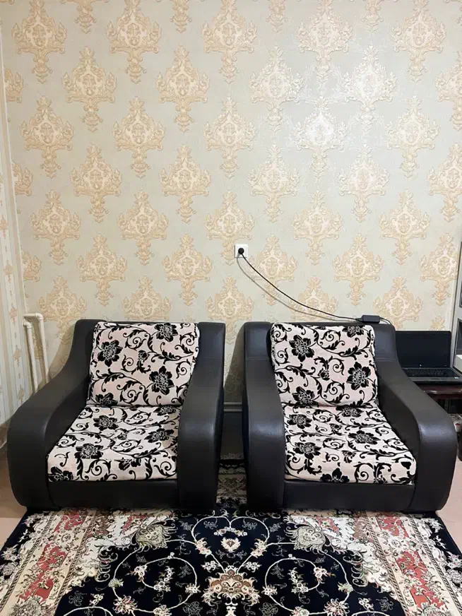 دو عدد مبل یک نفره|مبلمان خانگی و میز عسلی|کرمانشاه, |دیوار