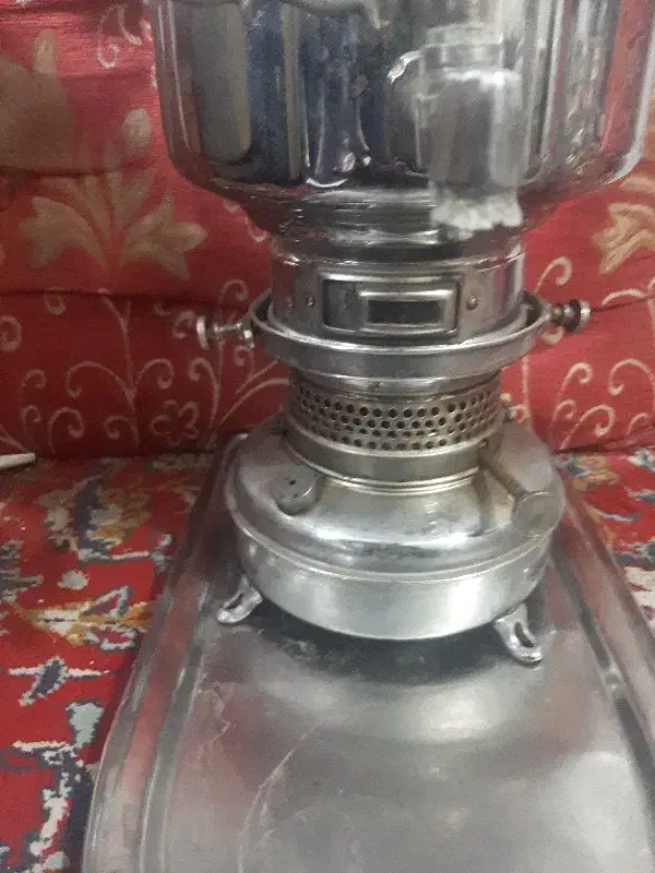 سماورنفتی قدیمی عالی نسب|کلکسیون اشیاء عتیقه|قم, پامنار|دیوار