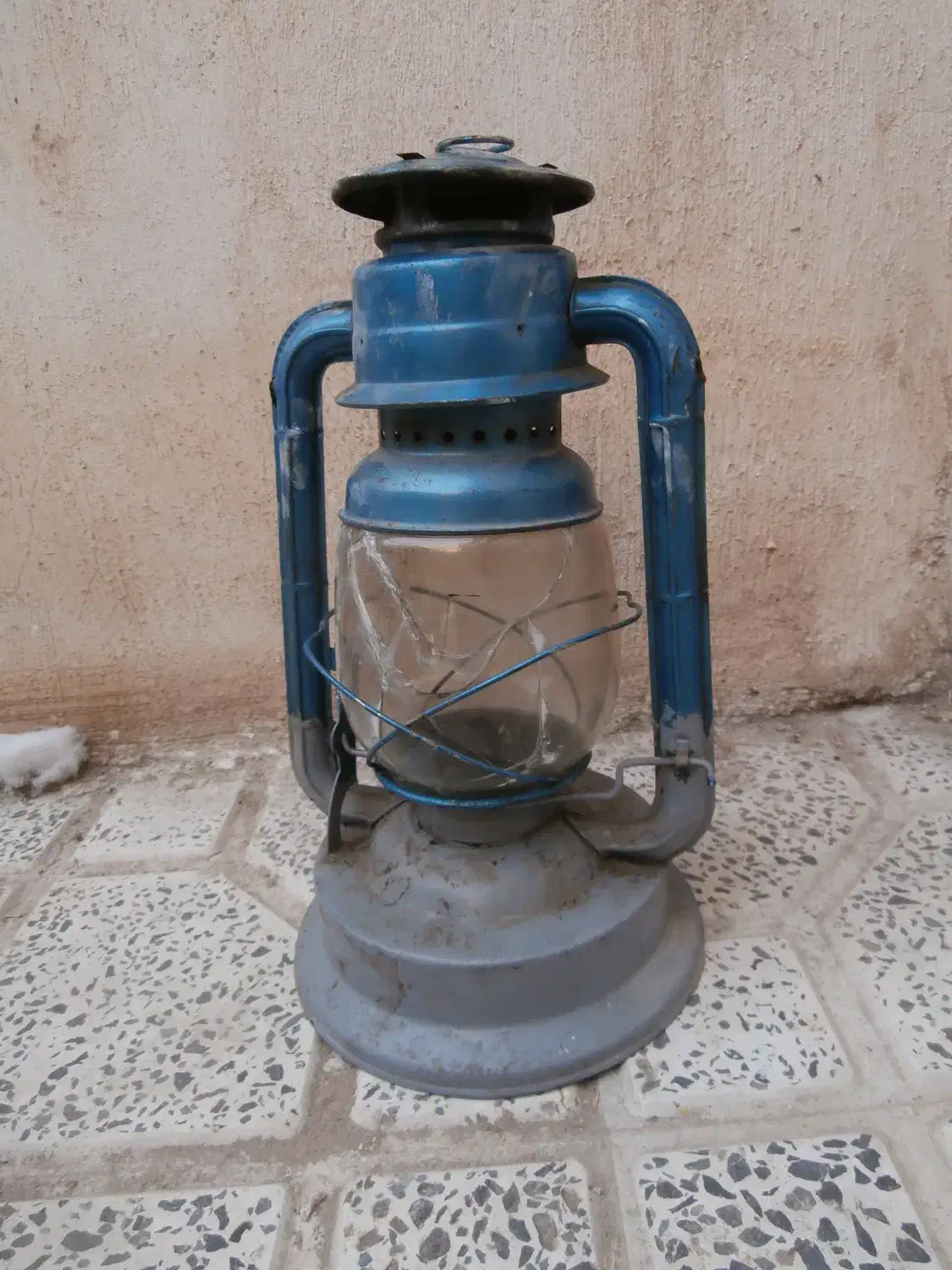 فانوس|لامپ و چراغ|تکاب, |دیوار