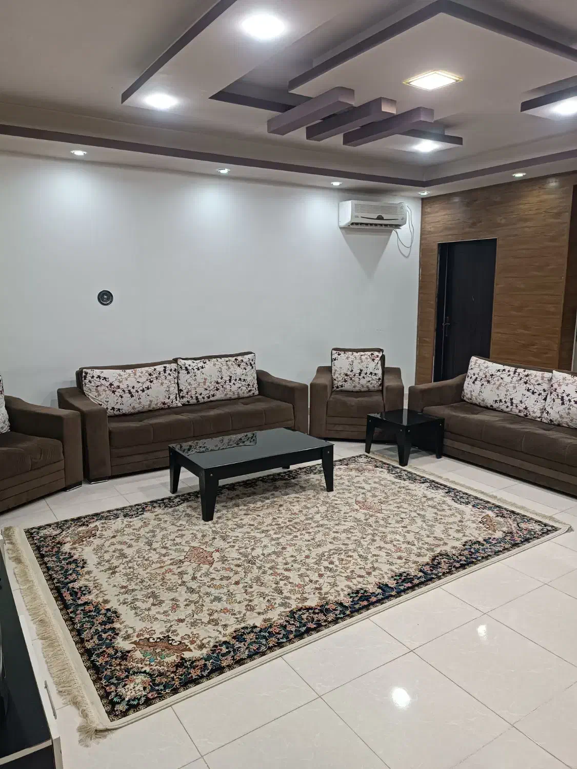 اجاره ویلا باغ با استخر سرپوشیده|اجارهٔ کوتاه‌مدت ویلا و باغ|ارومیه, |دیوار