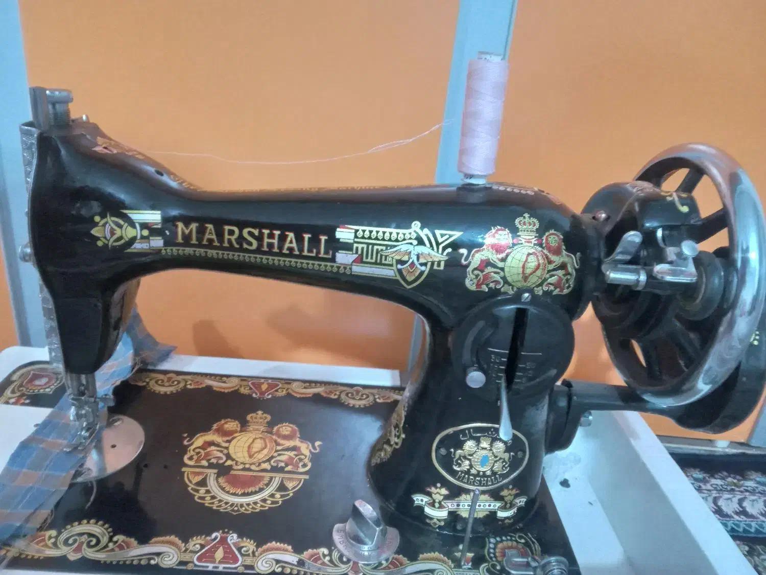 چرخ خیاطی دستی|چرخ خیاطی و ریسندگی|رشت, عینک|دیوار