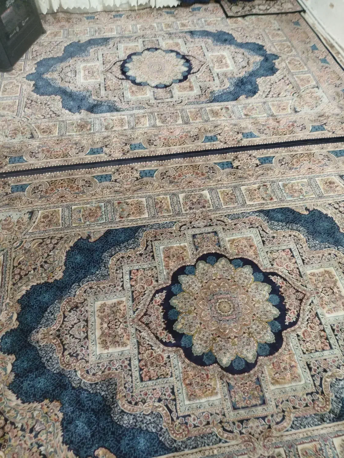 فرش 6متری دوعددفرش 9متری یک عدد|فرش|رضویه, |دیوار