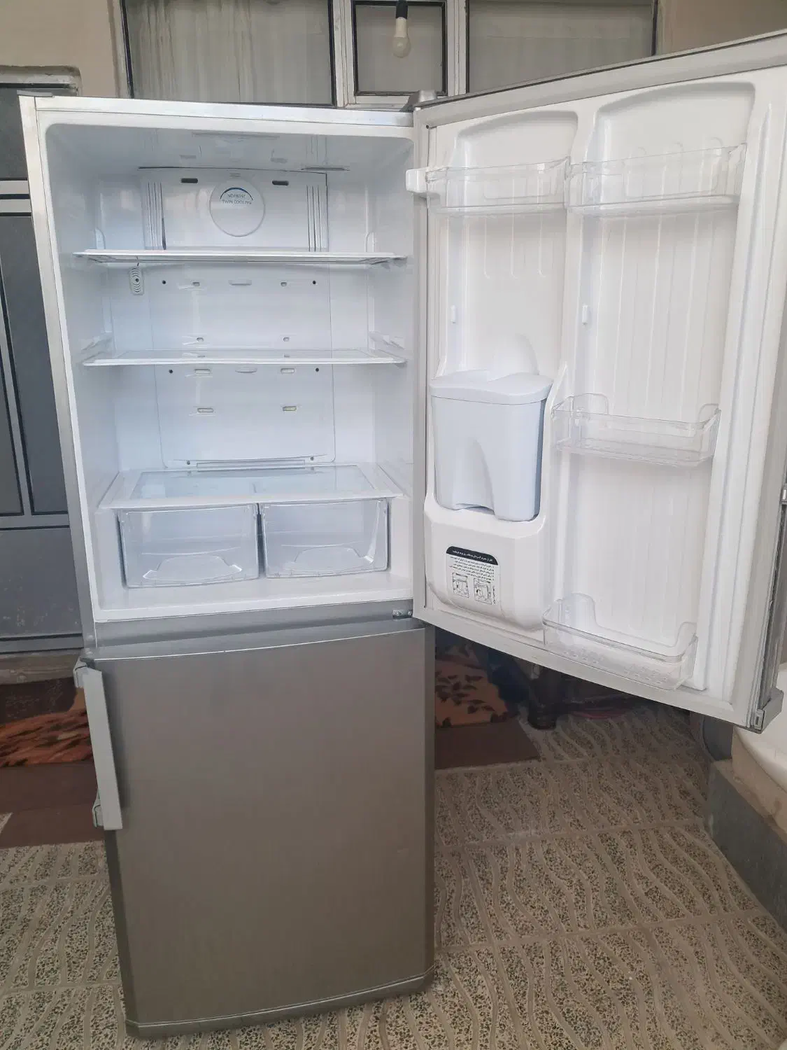 یخچال فریزر بدون برفک|یخچال و فریزر|اردبیل, |دیوار