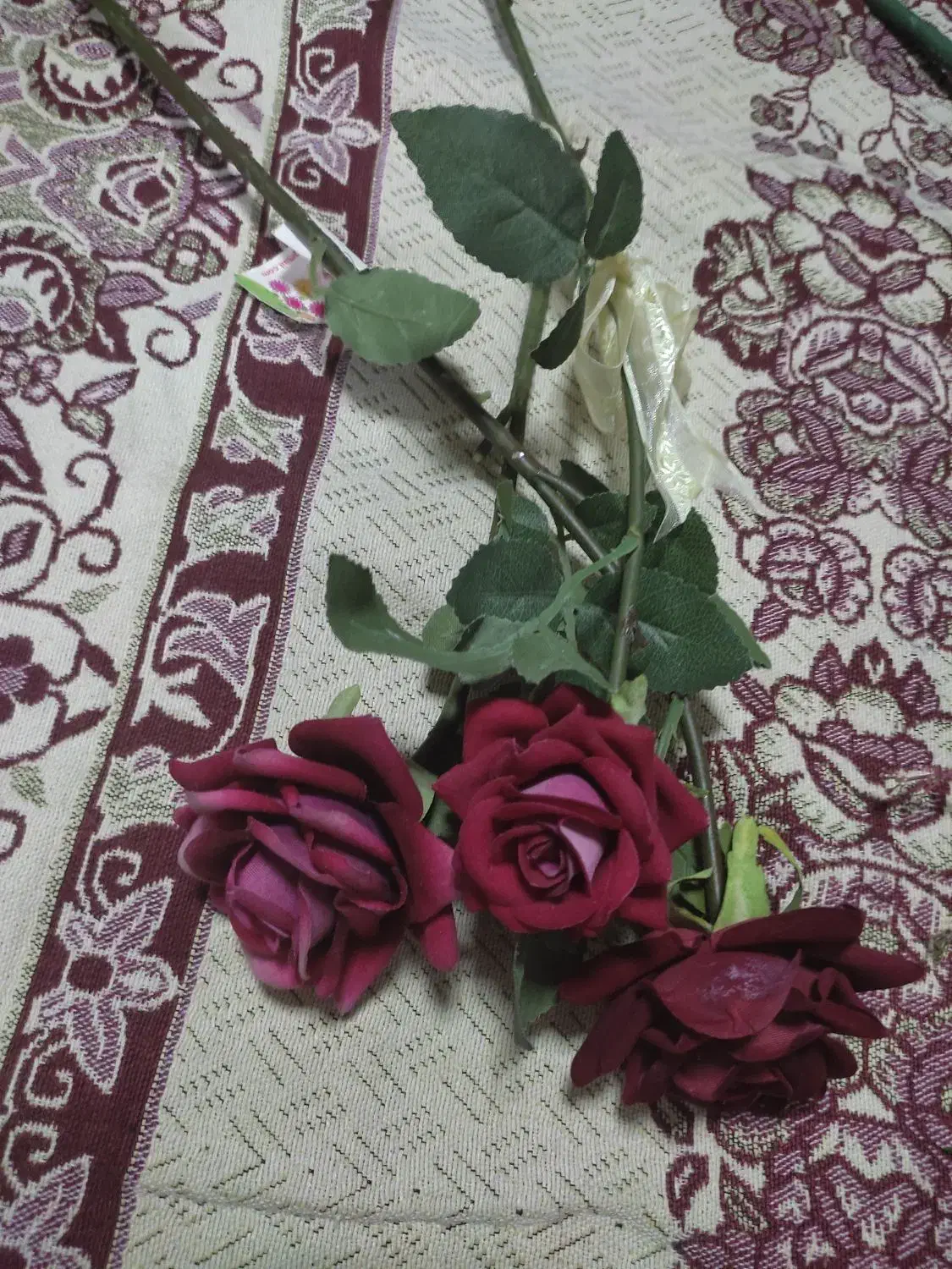 گل و گلدان مصنوعی|گل مصنوعی|شیراز, ریشمک|دیوار