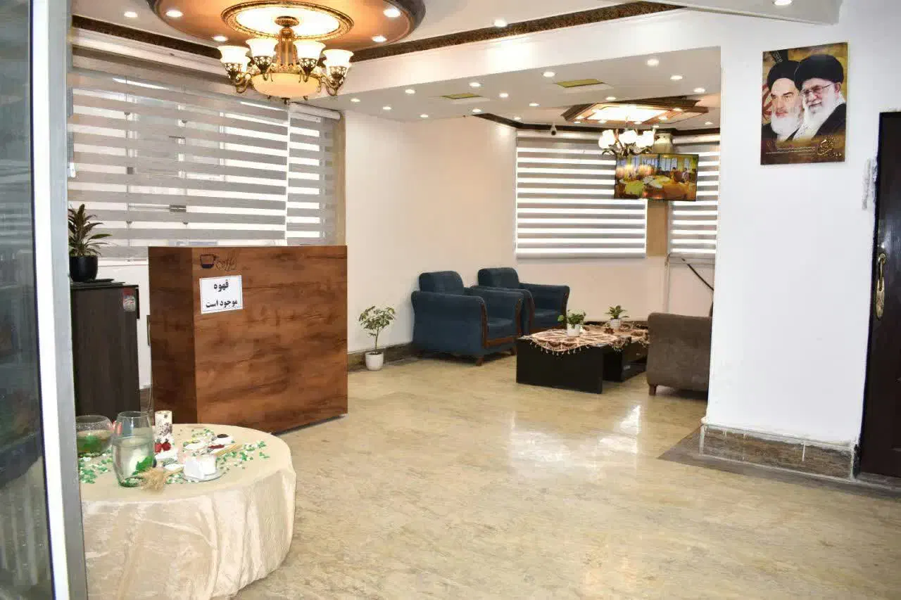 هتل آپارتمان سادات|اجارهٔ کوتاهمدت آپارتمان و سوئیت|مشهد, نوغان|دیوار