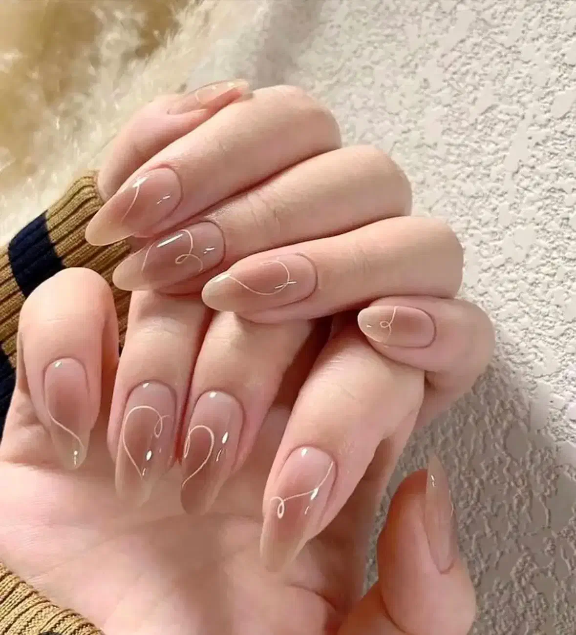 اجاره لاین ناخن|خدمات آرایشگری و زیبایی|زرند, |دیوار