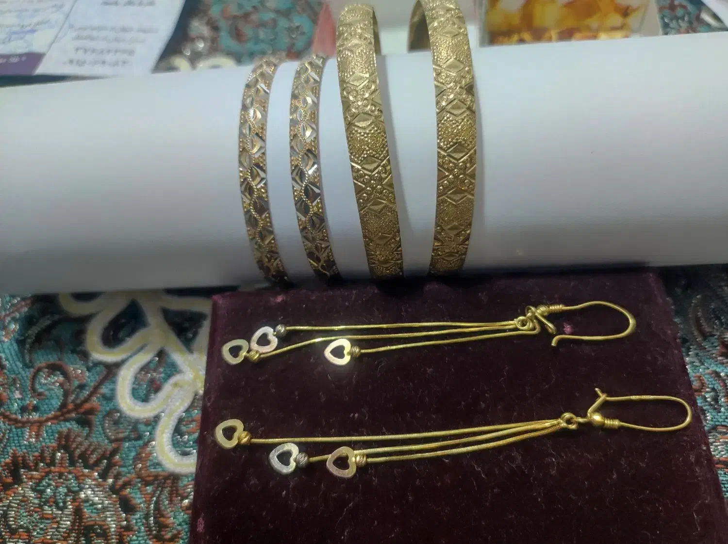 گوشواره و النگو طلا( سالم )|جواهرات|زابل, |دیوار