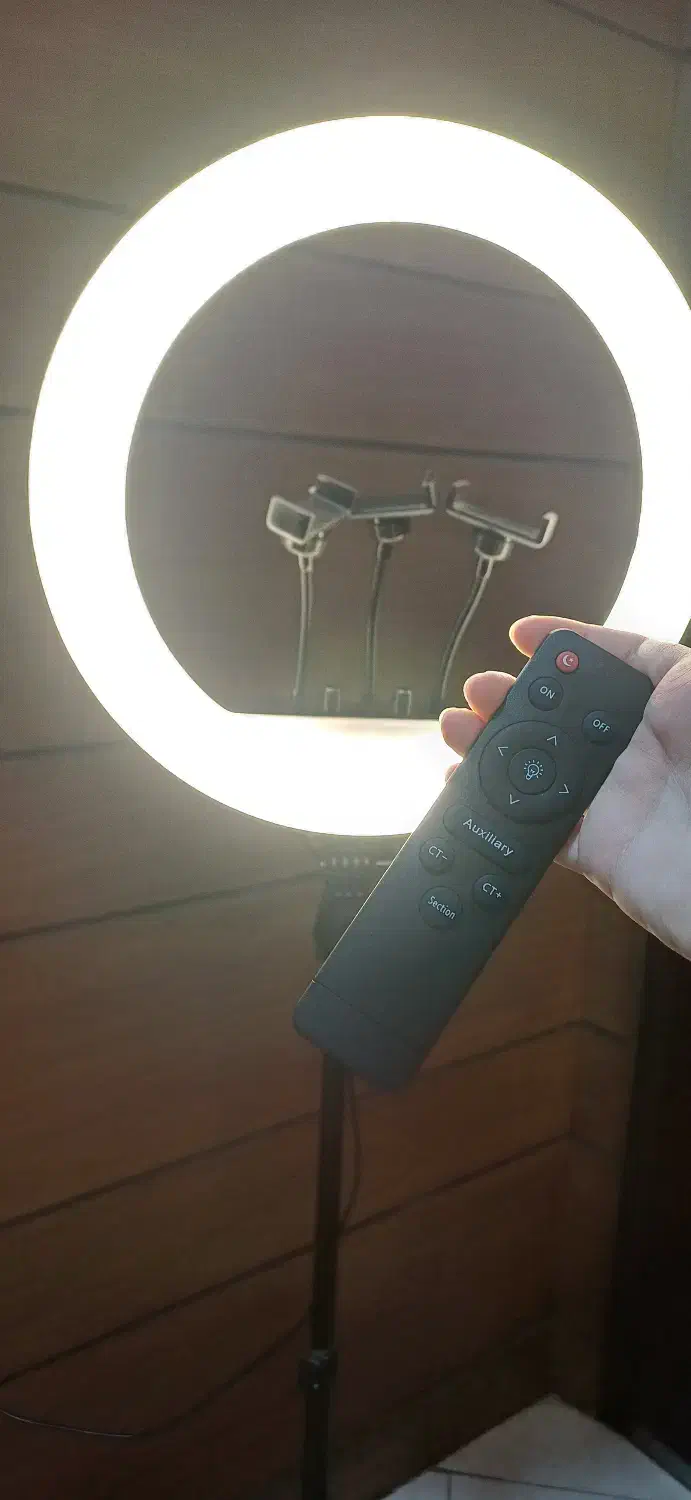 رینگ لایت|دوربین عکاسی و فیلم‌برداری|شاهین‌شهر, فردوسی|دیوار