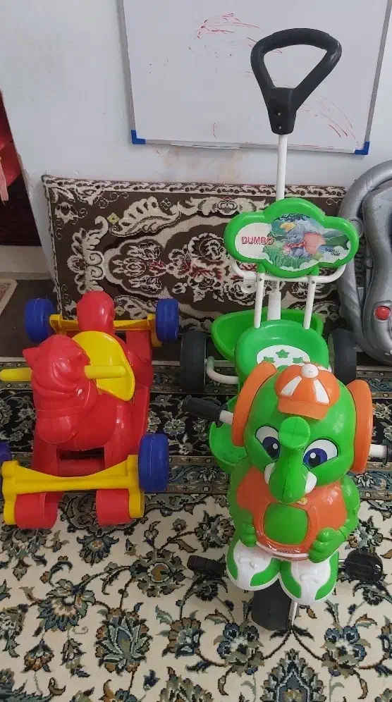 سه چرخه. اسب|اسباب‌بازی بچه|مشهد, دانشجو|دیوار
