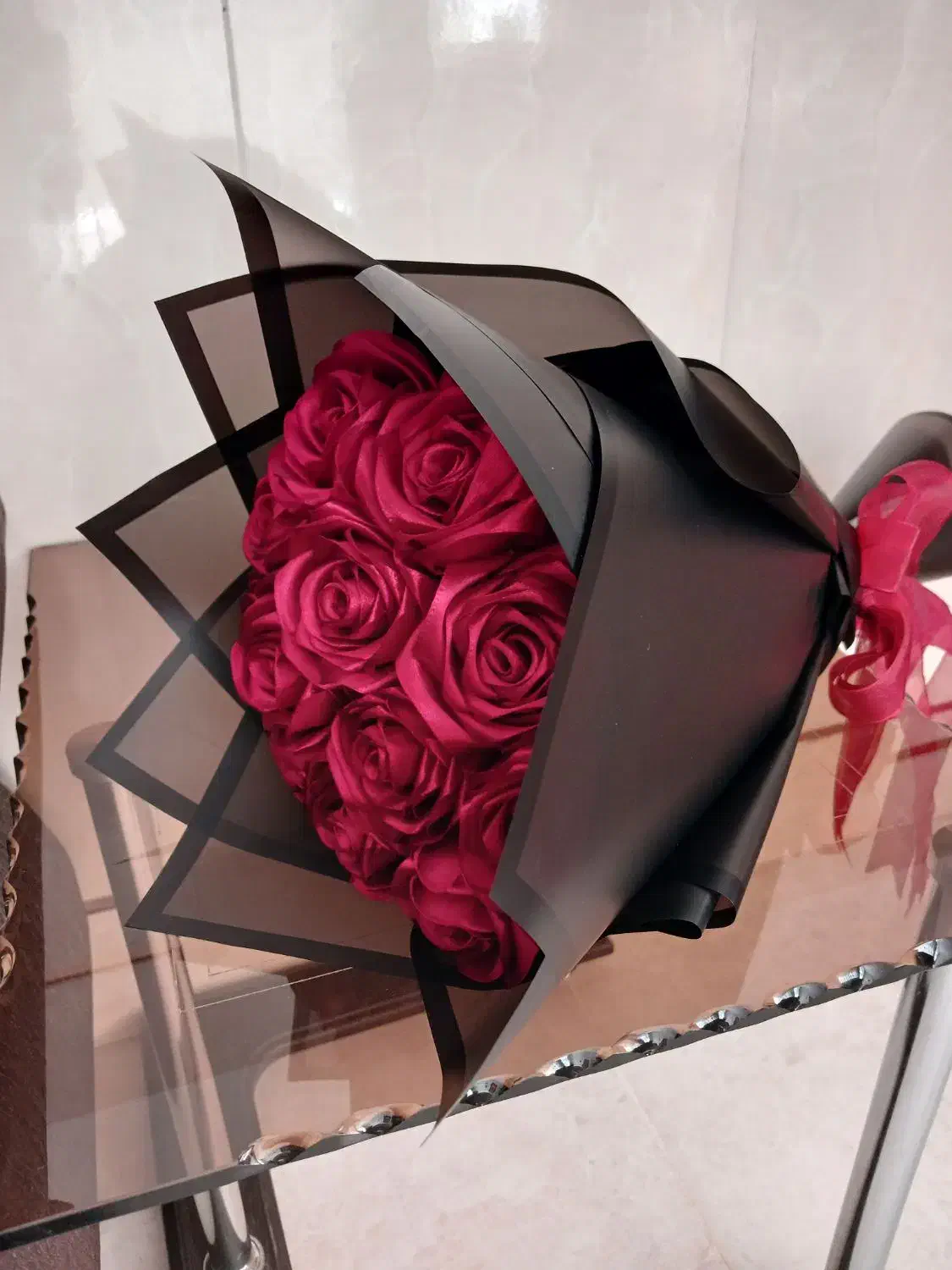 دسته گل رُز ربانی|گل مصنوعی|فلاورجان, |دیوار