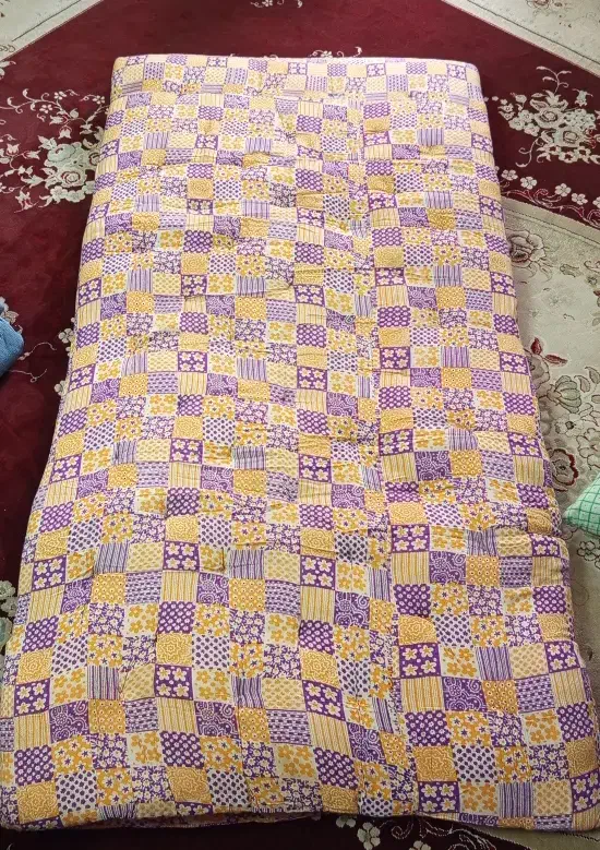 تشک پنبه ای|تشک تختخواب|جرقویه, |دیوار