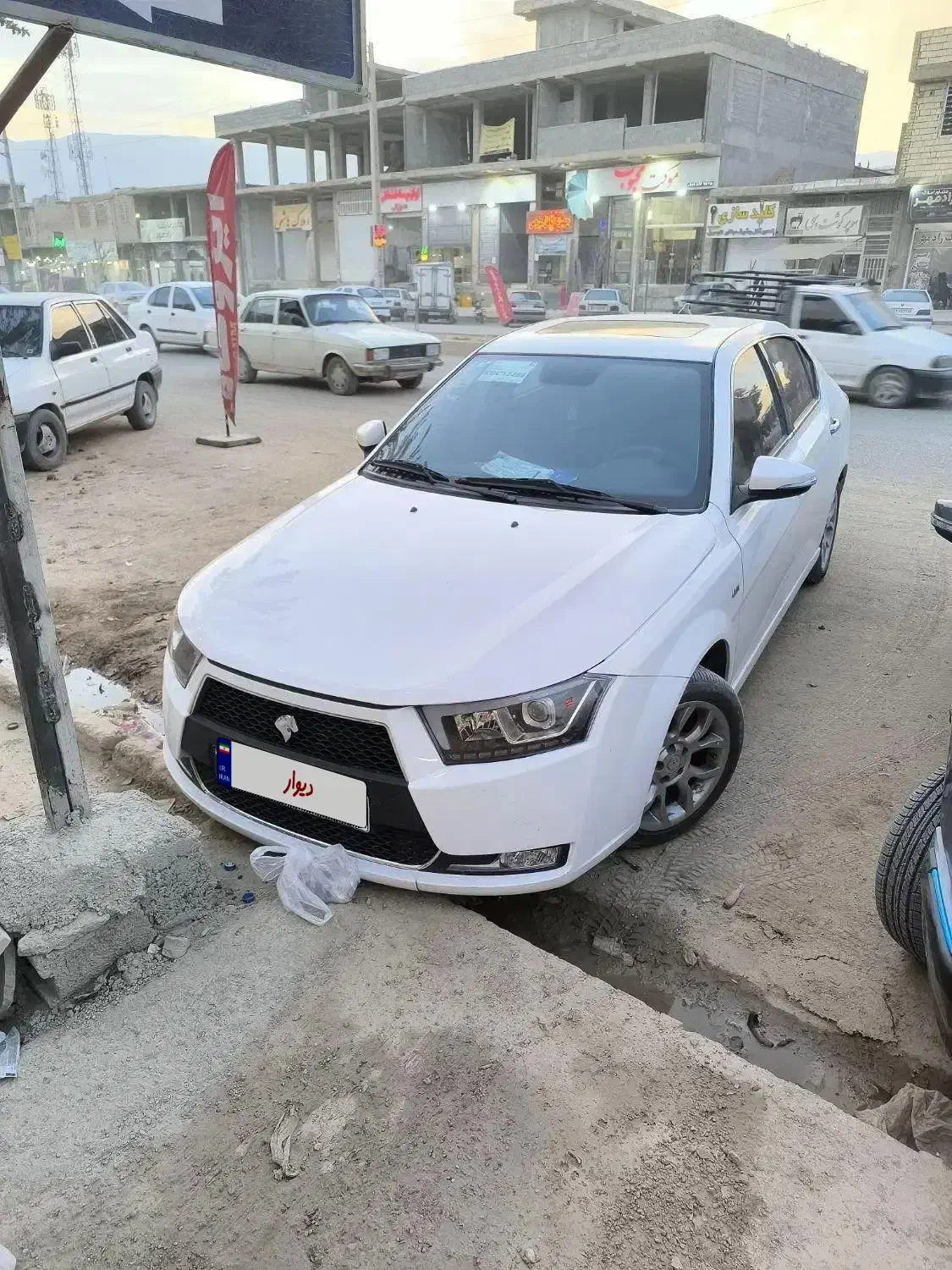 دنا پلاس توربو شارژر اتوماتیک مدل 1403|خودرو سواری و وانت|شیراز, کرونی(خاتونک)|دیوار