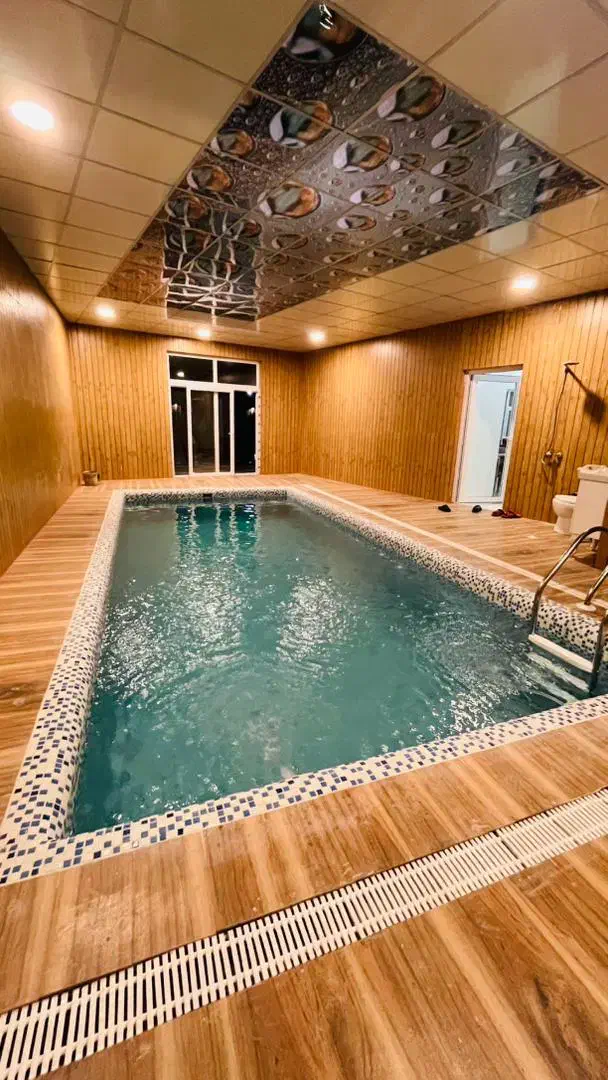 اجاره روزانه باغ ویلا عمارت استخردار تمیز مطمئن|اجارهٔ کوتاهمدت ویلا و باغ|تهران, ازگل|دیوار