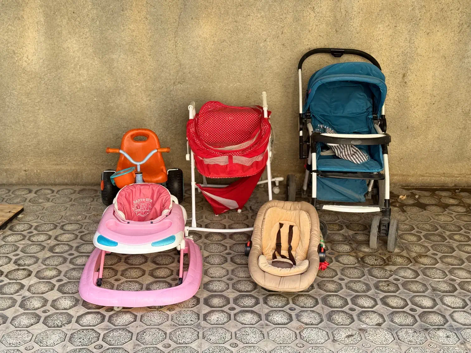 فروش کالسکه کریّر سه چرخه گهواره|اسباب و اثاث بچه|ملایر, |دیوار