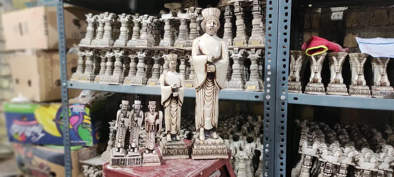 مجسمه پلی استری|مجسمه، تندیس، ماکت|شیراز, سیاه سنگ|دیوار