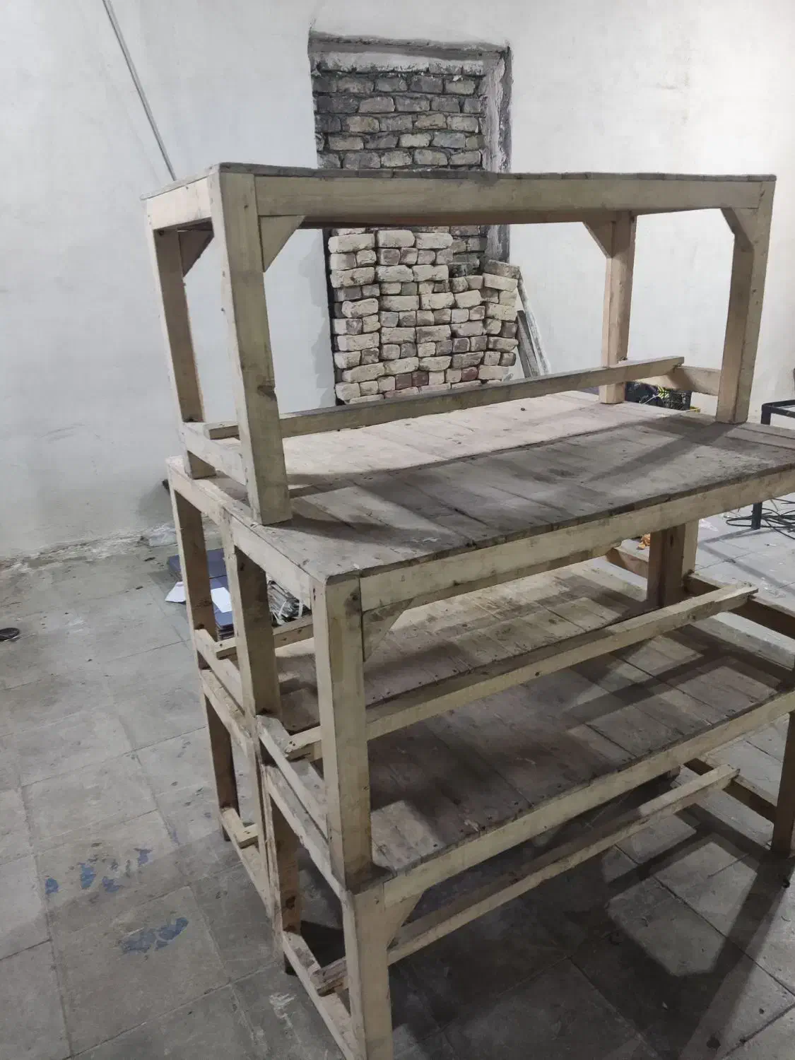 نیمکت چوبی|صندلی و نیمکت|قم, بیست متری ولیعصر|دیوار