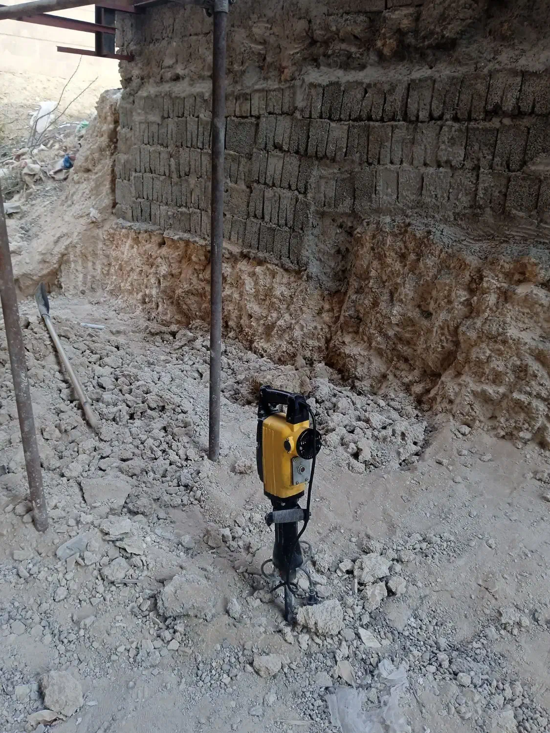 تخریب ساختمان شیب بندی وپلاستر نرمه کشی|خدمات پیشه و مهارت|دلوار, |دیوار