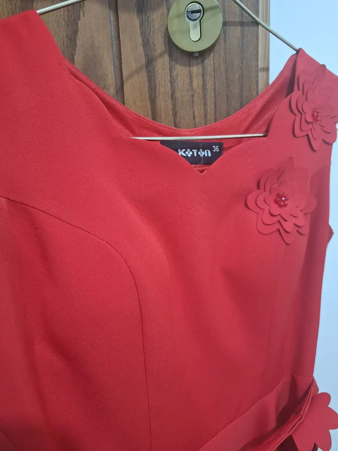 کت و شلوار و لباس مجلسی|لباس|پیر بکران, |دیوار