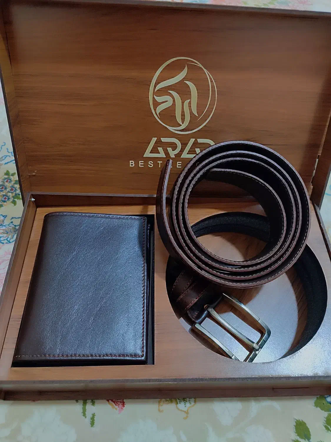 کیف وکمربند تمام چرم|کیف، کفش، کمربند|رشت, نیروی دریایی|دیوار