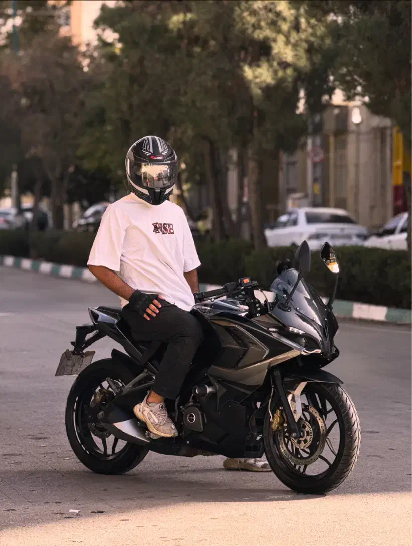 rs200|موتورسیکلت|کرمانشاه, |دیوار