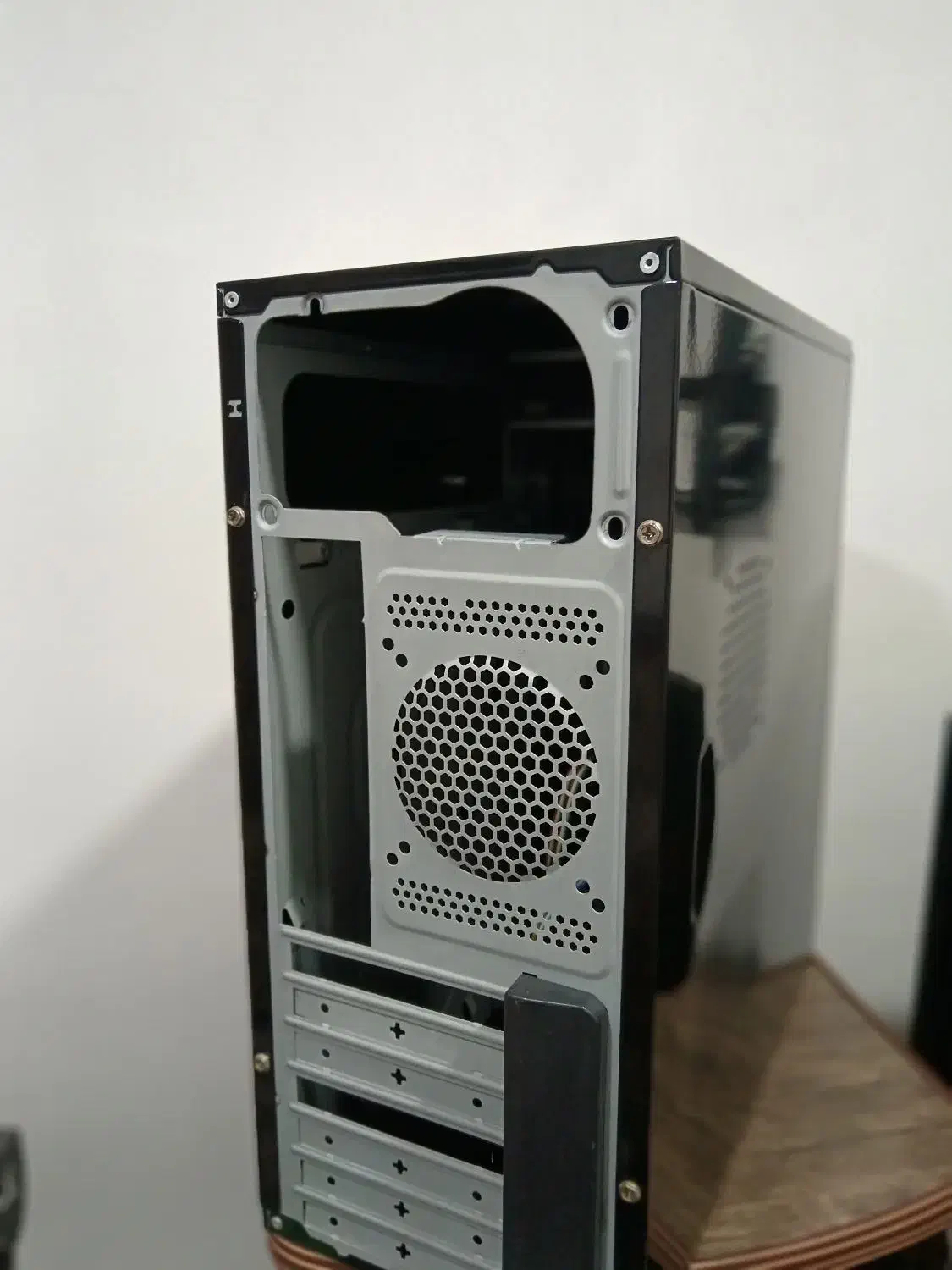 کیس. قاب کیس. پوسته کیس|قطعات و لوازم جانبی رایانه|بوشهر, |دیوار