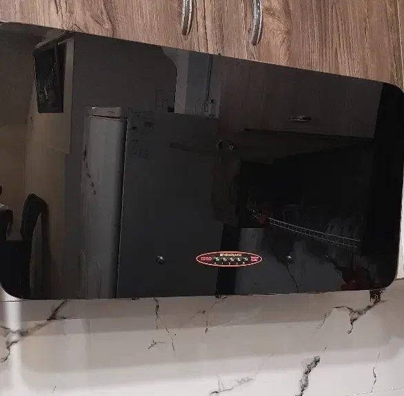 فروش فوری گاز و هودقیمت هر کدام  ۲میلیون و۵۰۰تومن|اجاق گاز و لوازم برقی پخت‌وپز|لاهیجان, کوی آزادگان|دیوار