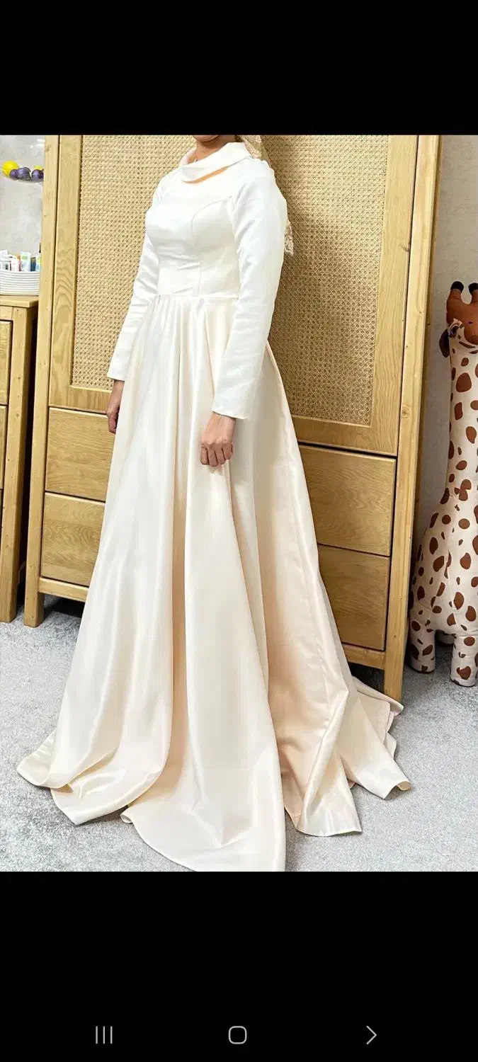 لباس عقد|لباس|گرگان, |دیوار