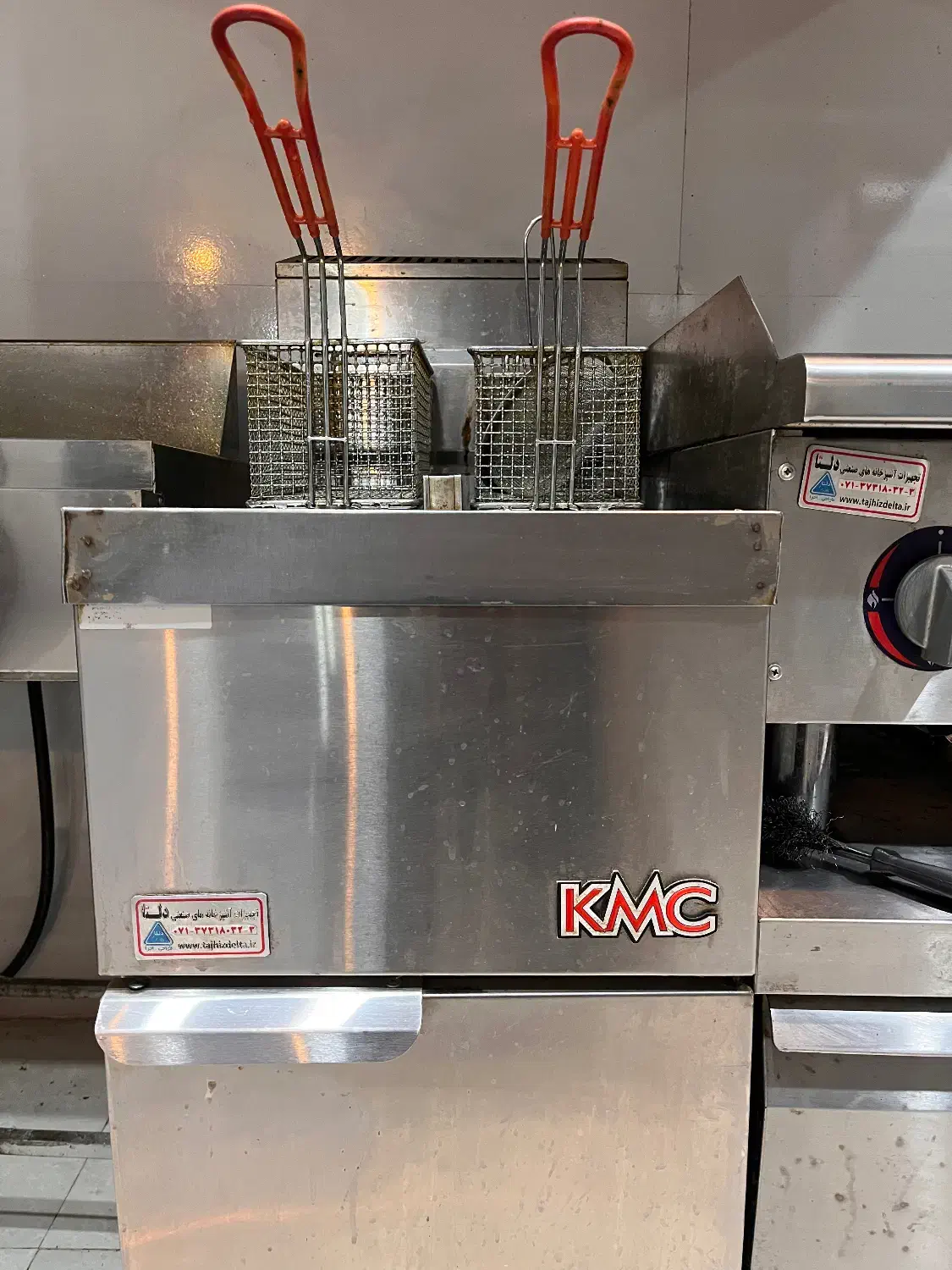 واگزاری فست فود با تجهیزات کامل|کافی‌شاپ و رستوران|داراب, |دیوار