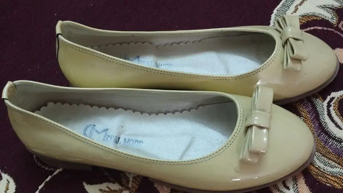 کفش زنانه یایز ۳۸|کیف، کفش، کمربند|بروجرد, |دیوار