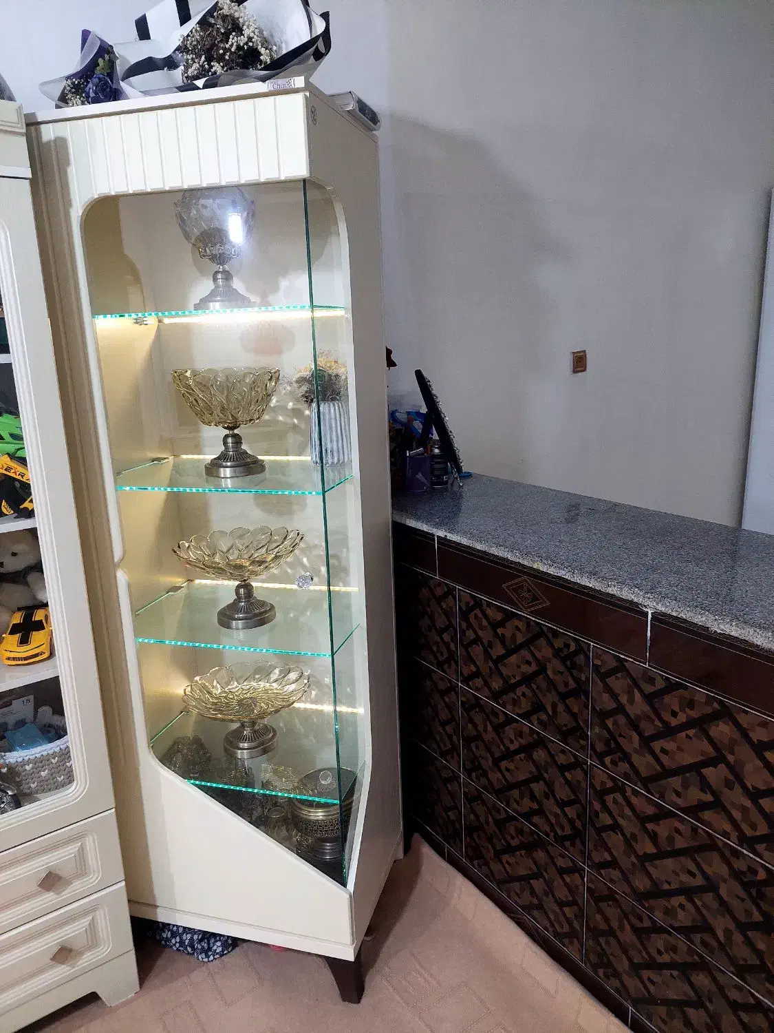 بوفه|بوفه، ویترین، کنسول|بهار, |دیوار