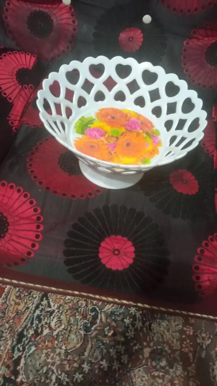 میوه خوری ملامین در حدنو سایزش 28 ارتفاش 15|ظروف سرو و پذیرایی|نجف‌آباد, قلعه سفید|دیوار