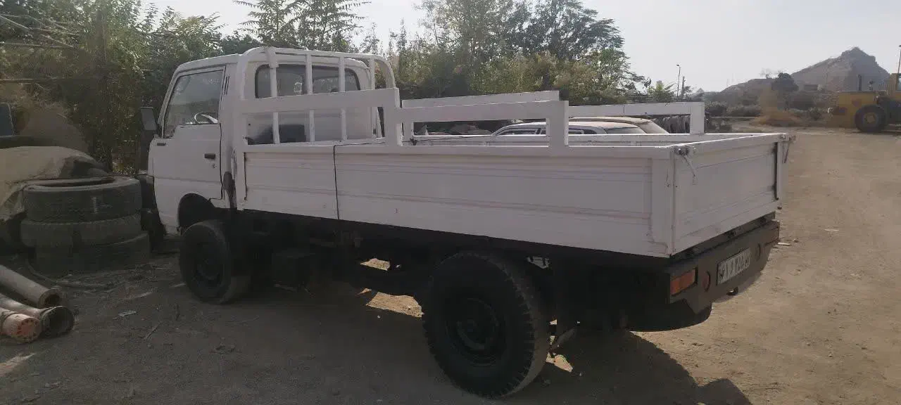 نیسان زد اف|خودرو سنگین|ری, بی‌بی شهر بانو|دیوار