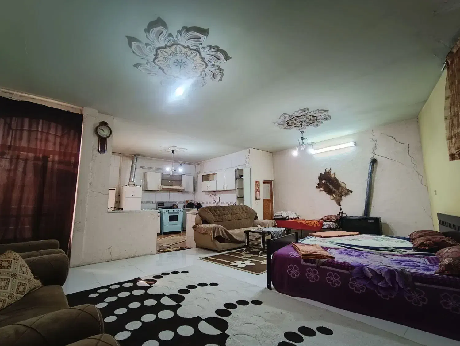 سوییت اجاره ای واقع در منطقه گردشگری خیام و عطار|اجارهٔ کوتاه‌مدت آپارتمان و سوئیت|نیشابور, عطار|دیوار