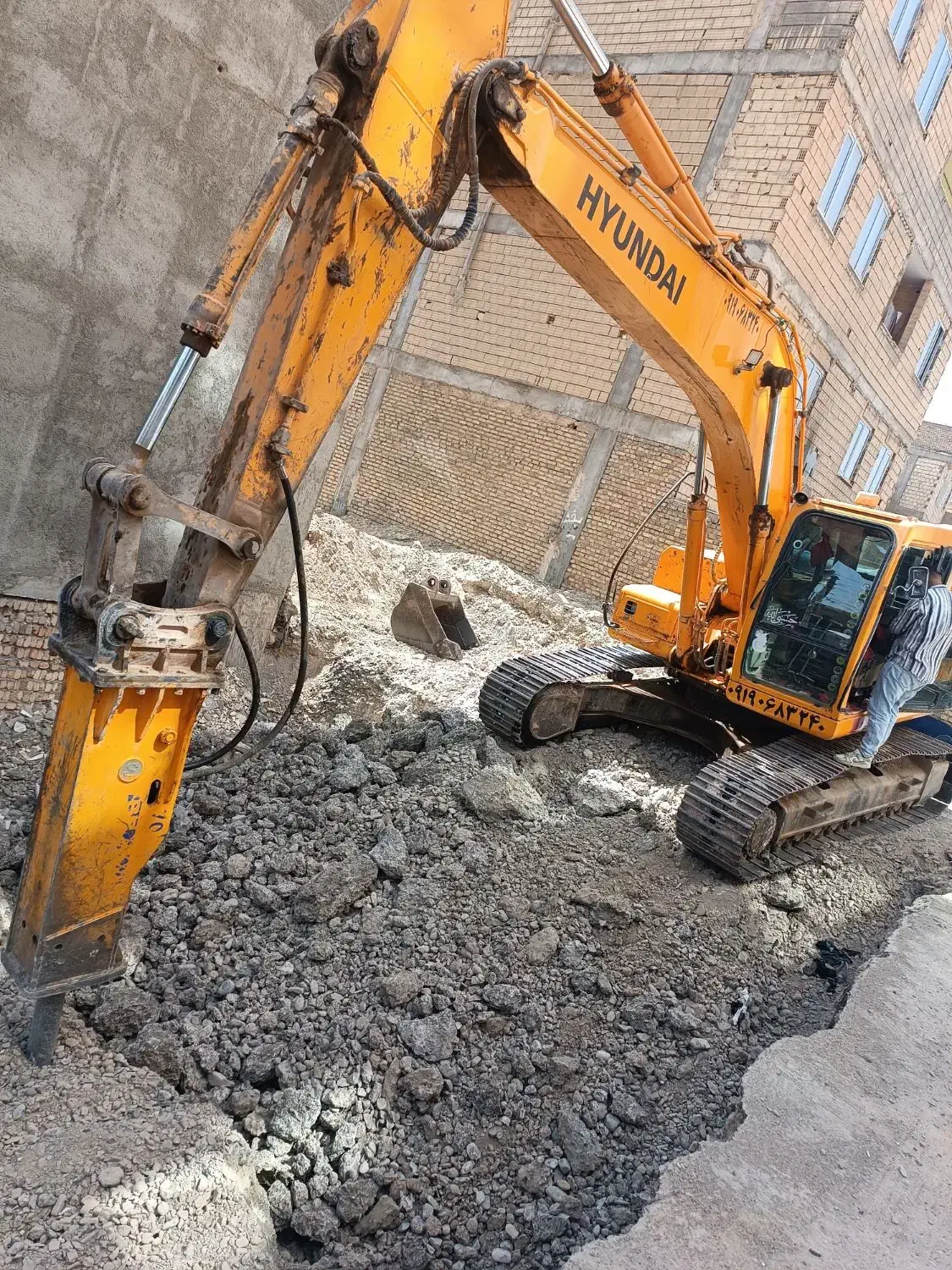 اجاره دهنده بیل مکانیکی به همراه پیکور|خدمات حمل و نقل|رباط‌کریم, رباط‌کریم|دیوار