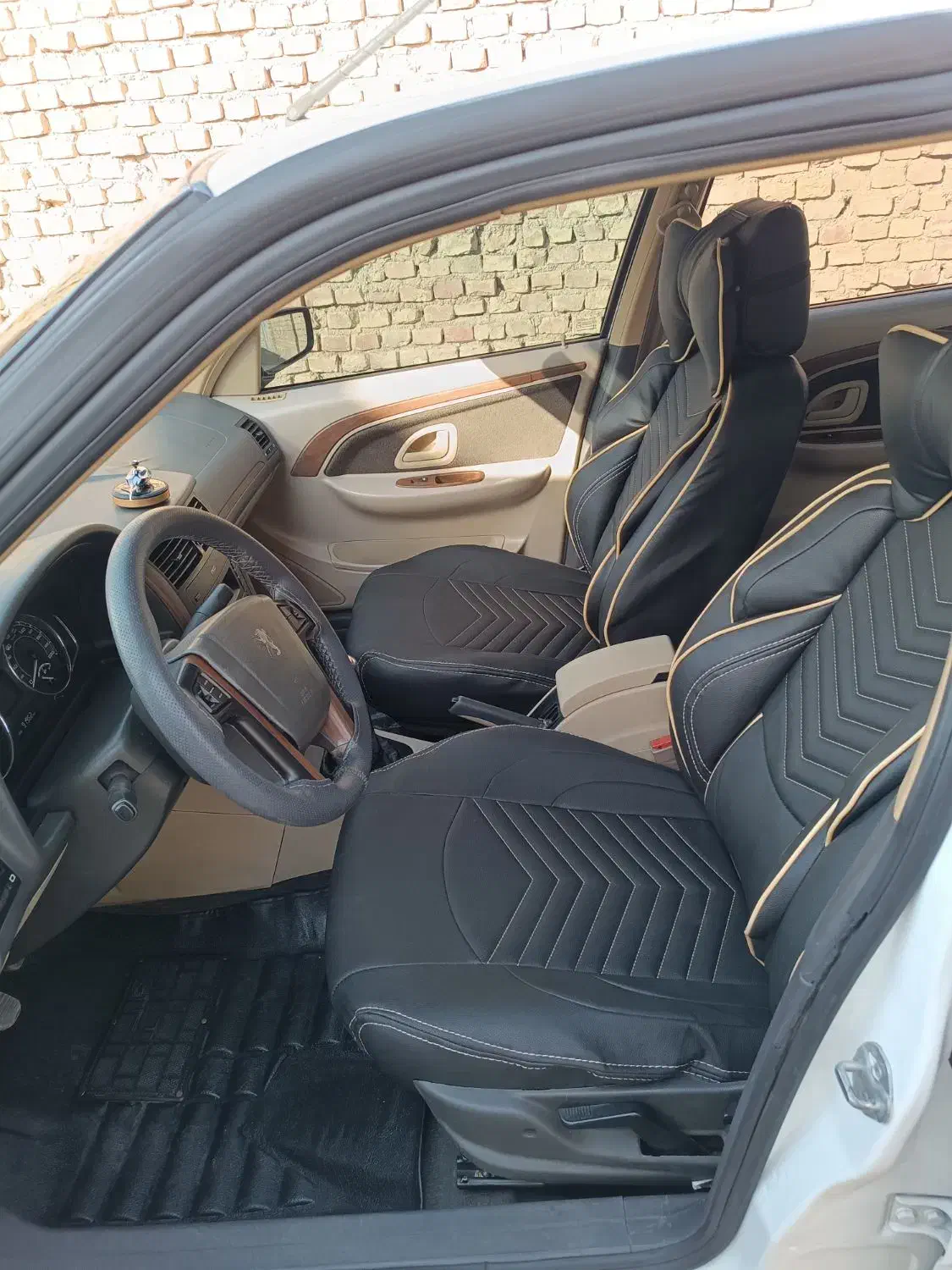 فروشی|خودرو سواری و وانت|خرانق, |دیوار