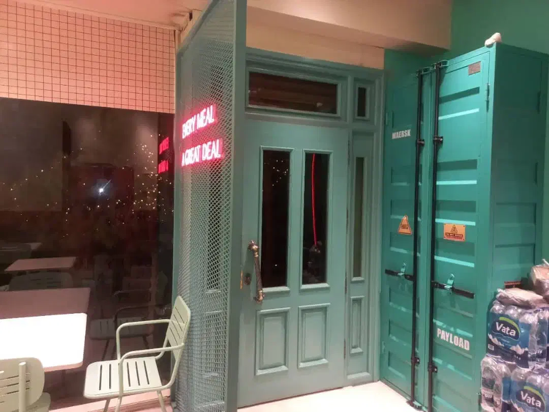 دکور و وسایل به فروش میرسد|دوربین مداربسته|تهران, دریا|دیوار